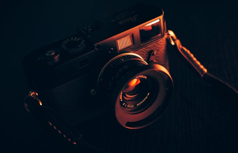 Capturing Moments: A Guide to Essential Photography Gear