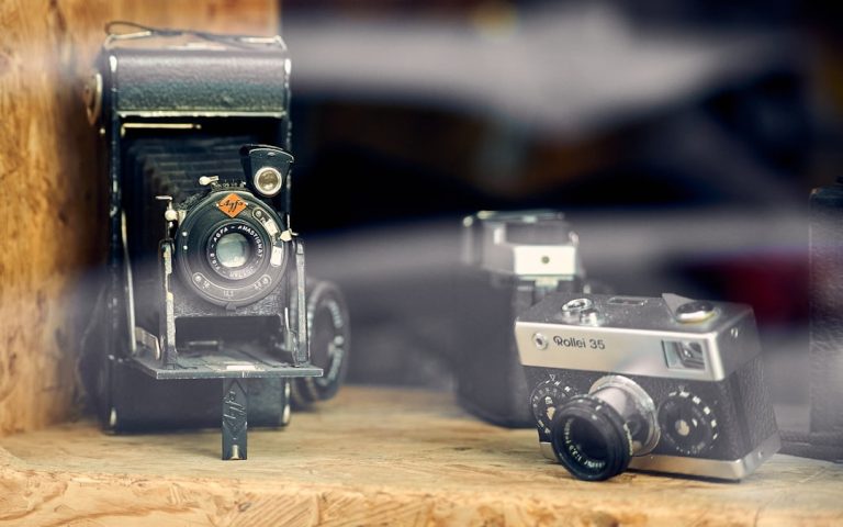 Capturing Moments: A Guide to Essential Photography Equipment